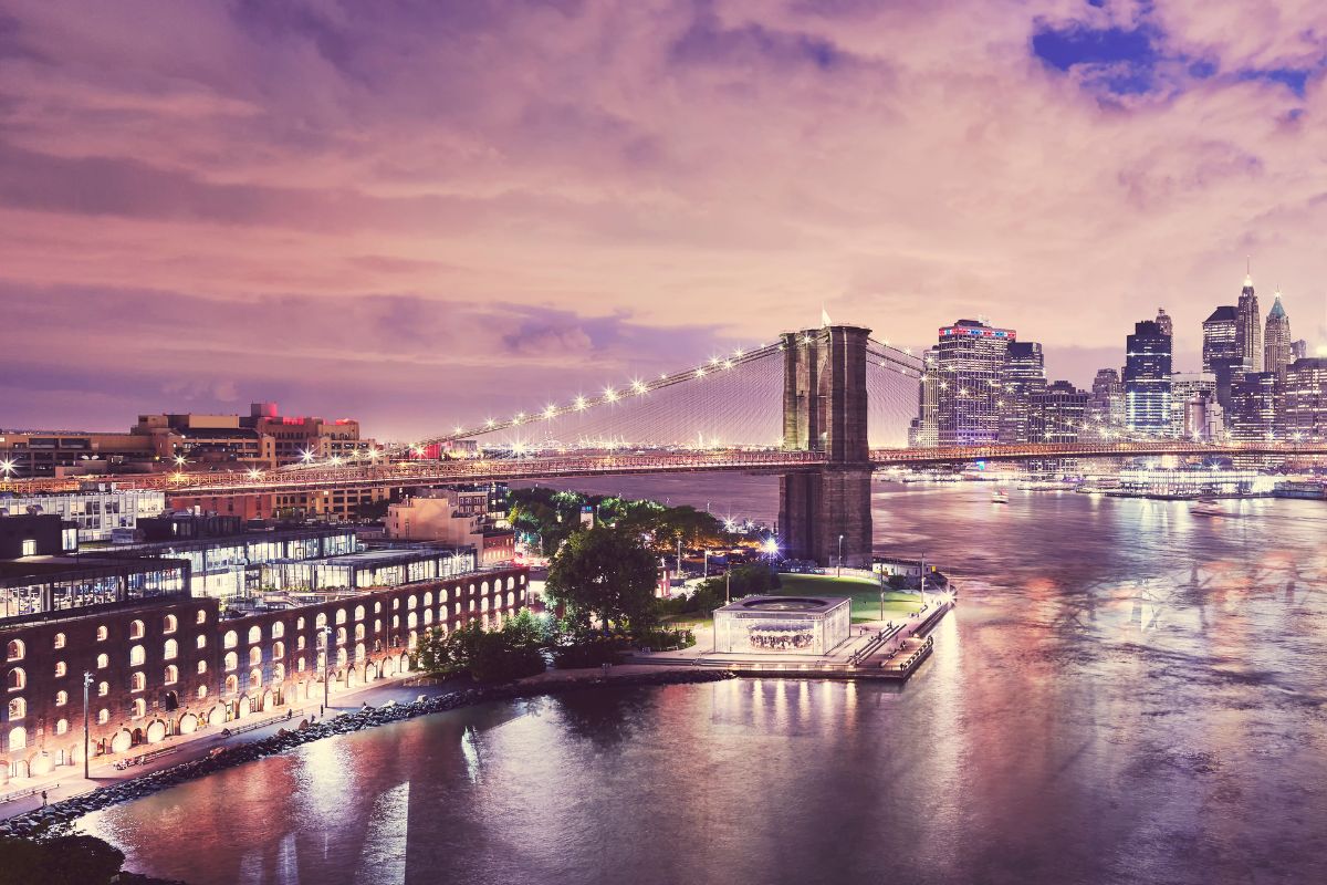 DUMBO de nuit