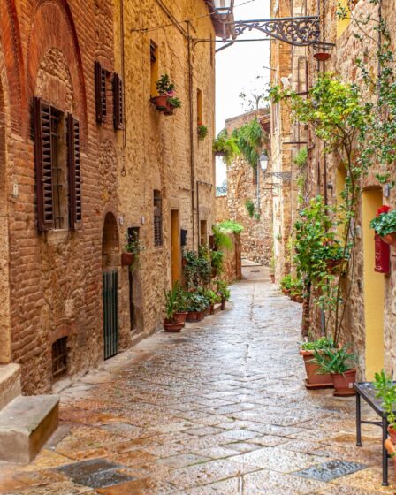 Découvrez un village de Toscane à seulement 30 minutes de Lyon
