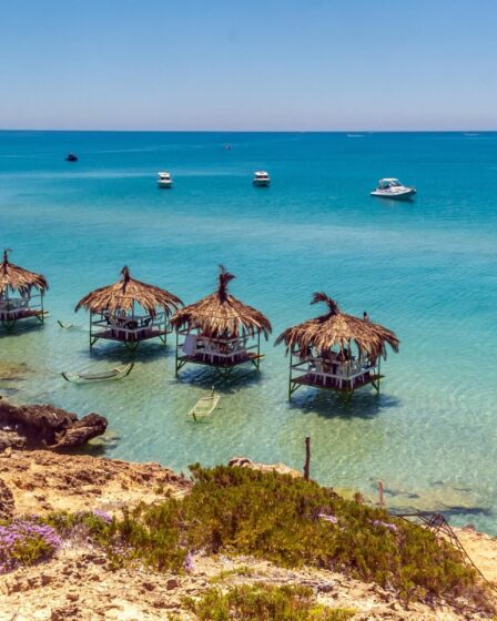 Découvrez la ville idéale pour des vacances abordables et colorées près de Tunis
