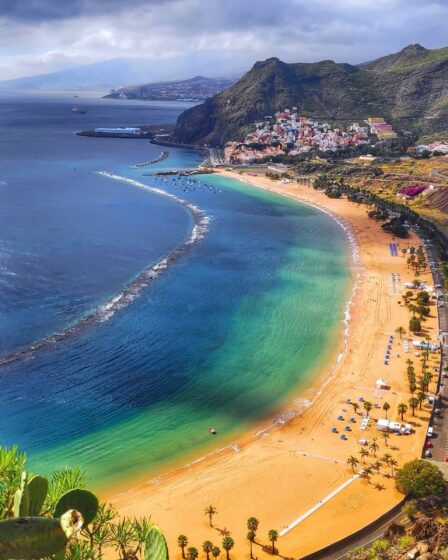 Découvrez les Canaries : plages, volcans et paysages à couper le souffle