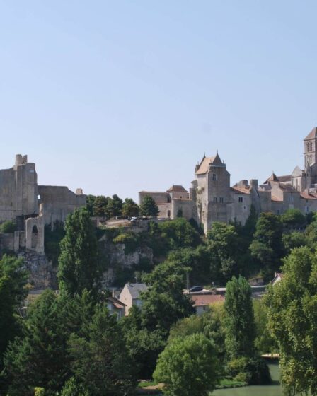 Découvrez ce village méconnu alliant histoire et tranquillité pour les retraités