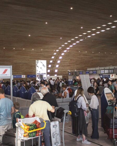 Files d'attente interminables à l'aéroport : conseils pour les voyageurs