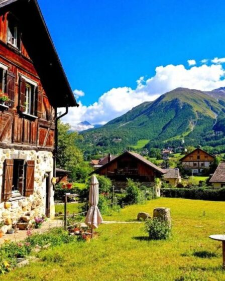 Découvrez un village du Cantal à plus de 1 000 mètres d'altitude