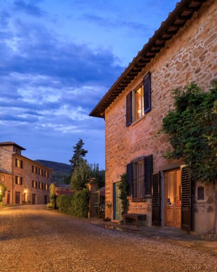 Découvrez le village le plus beau de France qui a changé ma vie avec 1 000 € par mois