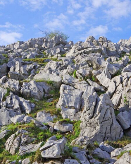 Road-trip en Haute-Savoie : un paysage lunaire à découvrir absolument