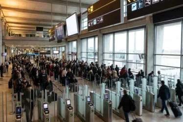 Aéroports de Paris : jusqu'à 6 heures d'attente à CDG et Orly cet été