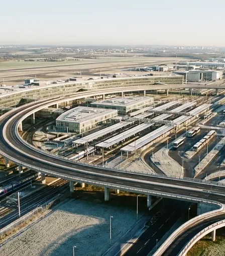 Comment rejoindre CDG sans se ruiner après la suppression du RoissyBus en 2026