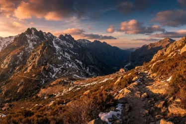 GR20 en Corse : hausse des prix et nouvelles règles pour 2026