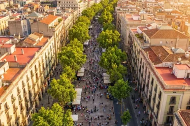 Barcelone : taxe de 5 € par nuit, coût réel des vacances en Europe 2026