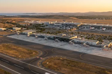 Aéroports français : 1,3 million de passagers perdus, décrochage européen