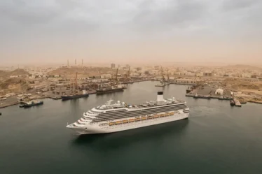 Détroit d'Ormuz bloqué : 6 paquebots et 18 000 croisiéristes en danger