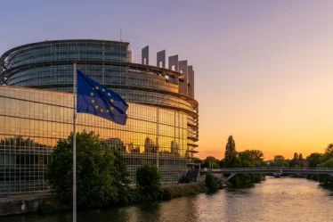 Parlement européen : 5 nouveaux droits pour les voyages à forfait en 2023