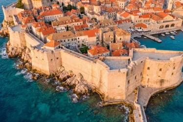 Dubrovnik : amendes jusqu'à 1 320 € pour les voitures près de la vieille ville