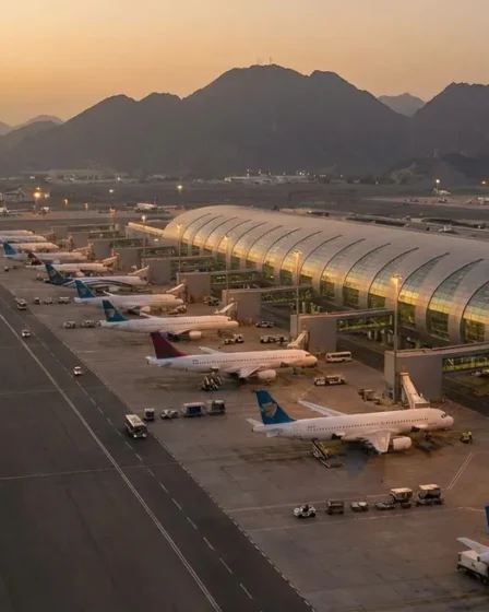 Aéroport de Mascate : Oman évacue 97 000 voyageurs, hub du Golfe